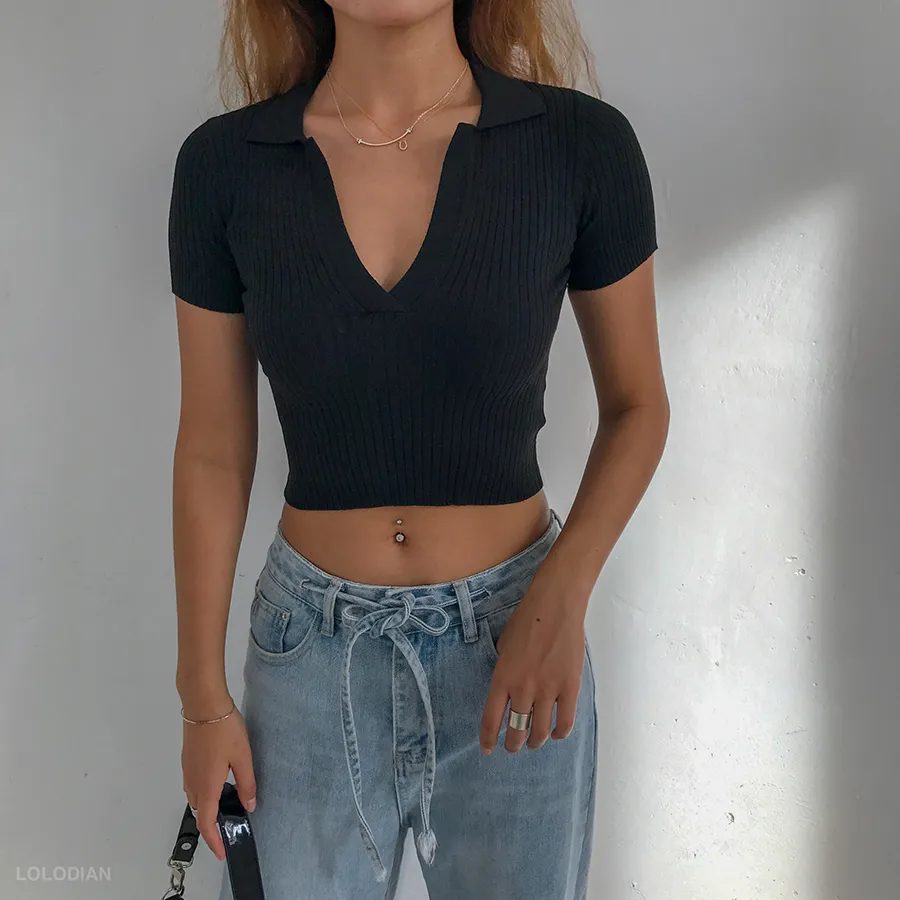 Women's Solid Color Short Sleeved Crop Top