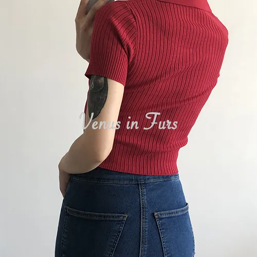 Women's Solid Color Short Sleeved Crop Top